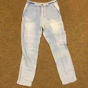 Universal Thread Size 4 Jean Capris With Side Pockets, New With Tags